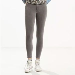 Levi’s Runaround Super-Skinny jeans